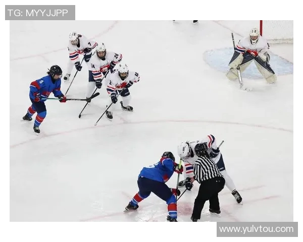 冰球比赛中守门员扑救策略与进攻模式选择的对比分析 冰球比赛中守门员扑救策略与进攻模式选择的对比分析