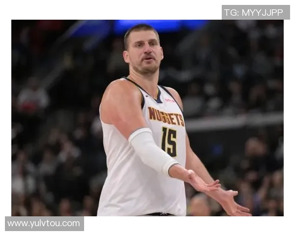 约基奇回应批评:我只专注于比赛 约基奇回应批评:我只专注于比赛