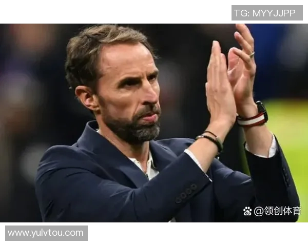 战术革新！新教练如何激活米切尔？