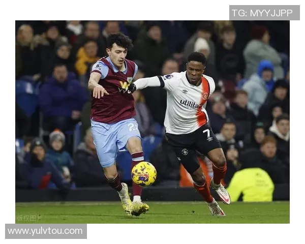 球星绯闻曝光引热议 成绩背后是高光时刻还是低迷期的真实写照